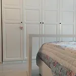 ホームステイ Na Wsi - Sauna I Jacuzzi Dabrowka (Wolomin)